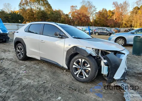 2024 Subaru Solterra Premium z USA, uszkodzony, nr VIN JTMABABA3RA051669